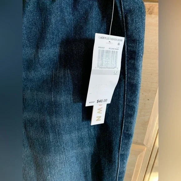 NWT Macys junior plus 1x high rise jogger jeans - Picture 2 of 7